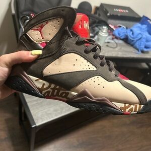 Jordan Sneakers in Red and Brown